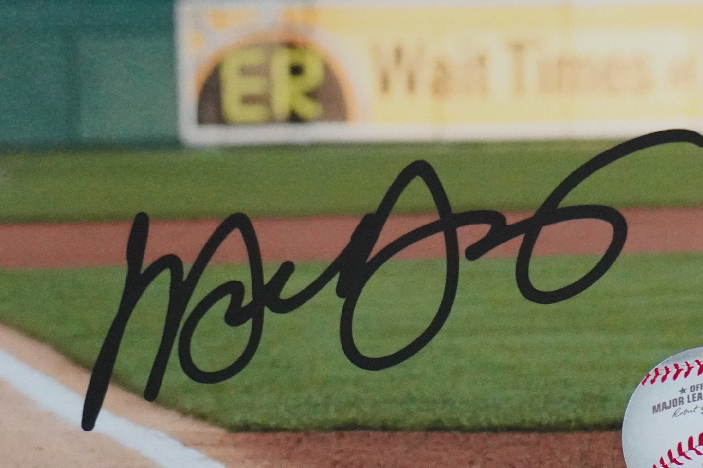MICHAEL YOUNG TEXAS RANGERS Signed 8x10 Photo BAS COA