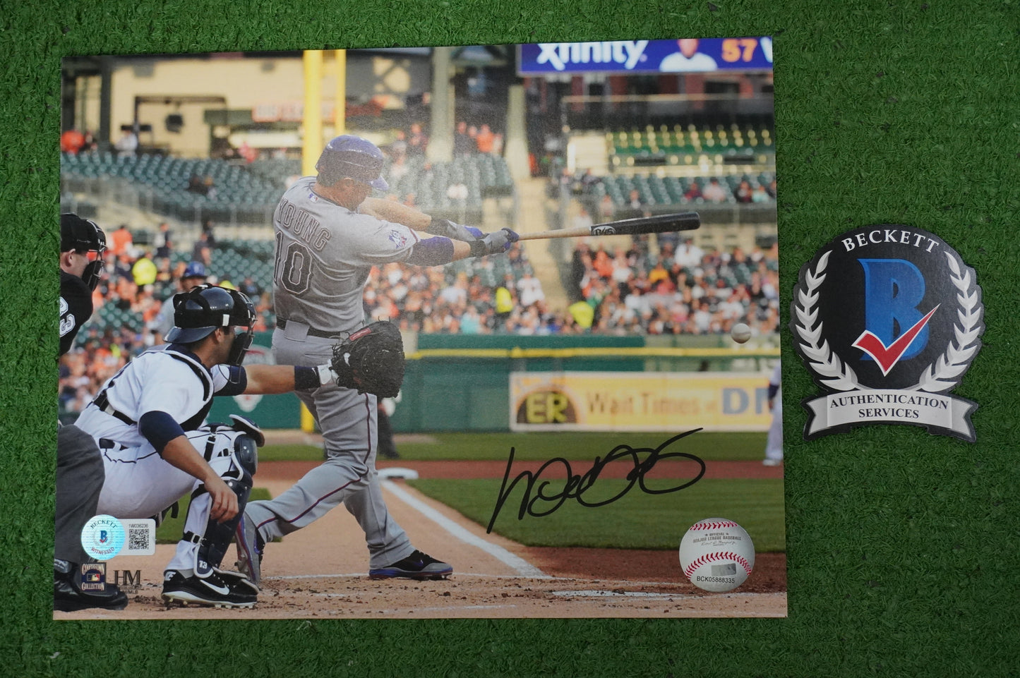 MICHAEL YOUNG TEXAS RANGERS Signed 8x10 Photo BAS COA