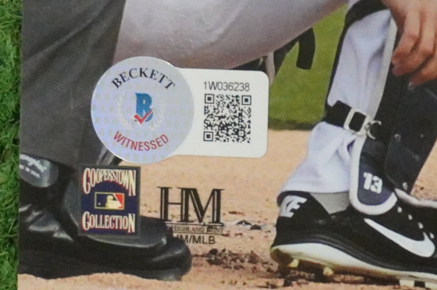 MICHAEL YOUNG TEXAS RANGERS Signed 8x10 Photo BAS COA