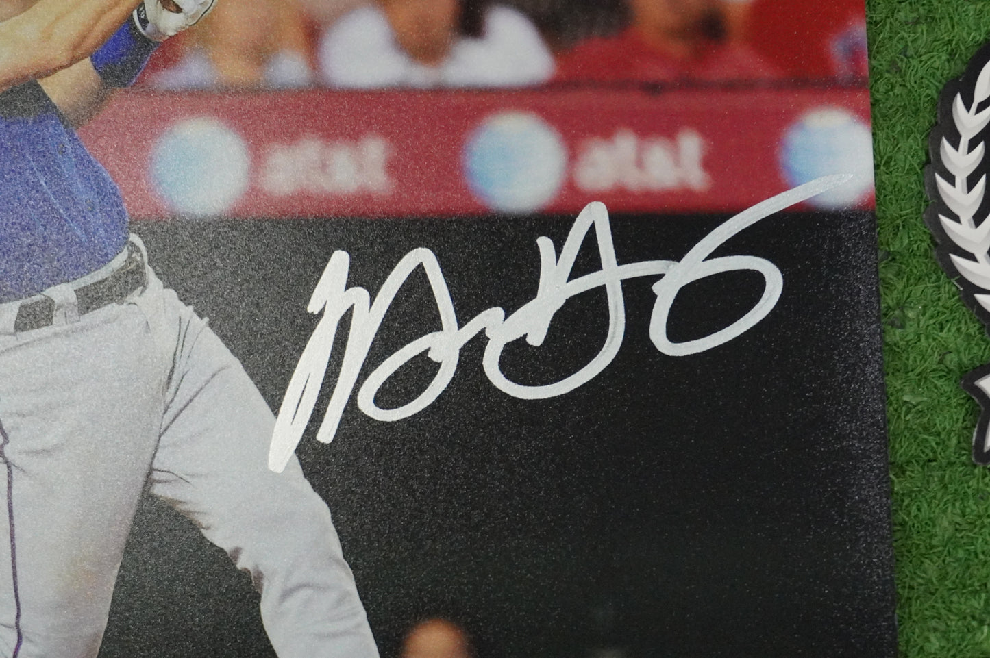 MICHAEL YOUNG TEXAS RANGERS Signed 8x10 Photo BAS COA