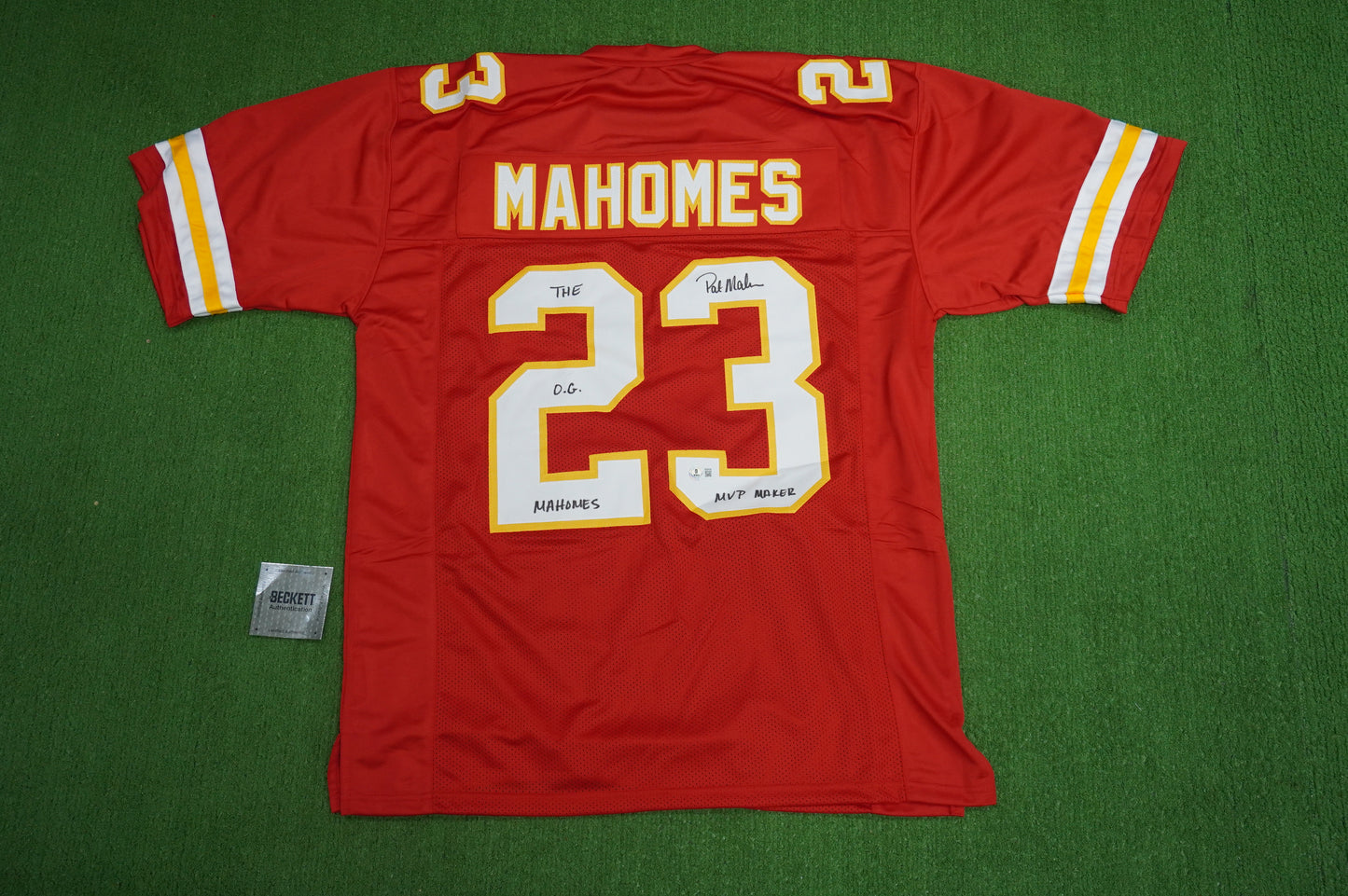 PAT PATRICK MAHOMES SR KANSAS CITY CHIEFS SIGNED JERSEY w/OG MVPMAKER BAS