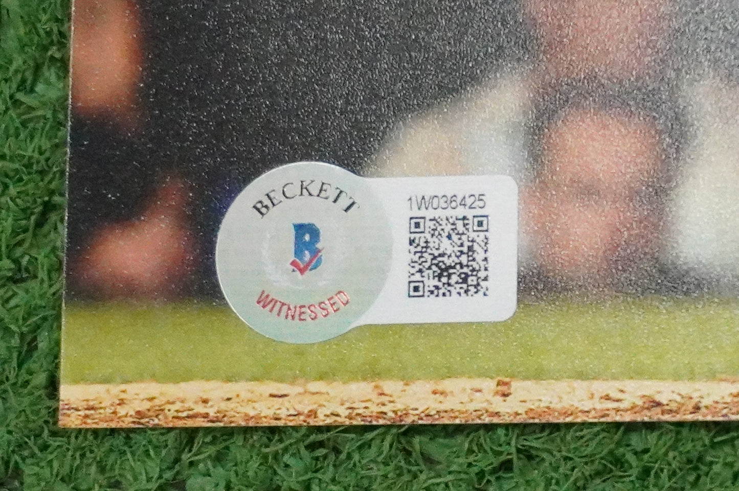 MICHAEL YOUNG TEXAS RANGERS Signed 8x10 Photo BAS COA