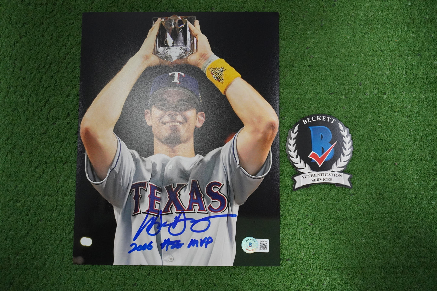 MICHAEL YOUNG SIGNED 8x10 PHOTO 2006 All-Star Game w/"2006 ASG MVP" BAS COA