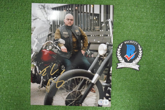 JULIO RUIZ SIGNED 8X10 PHOTO BAS COA