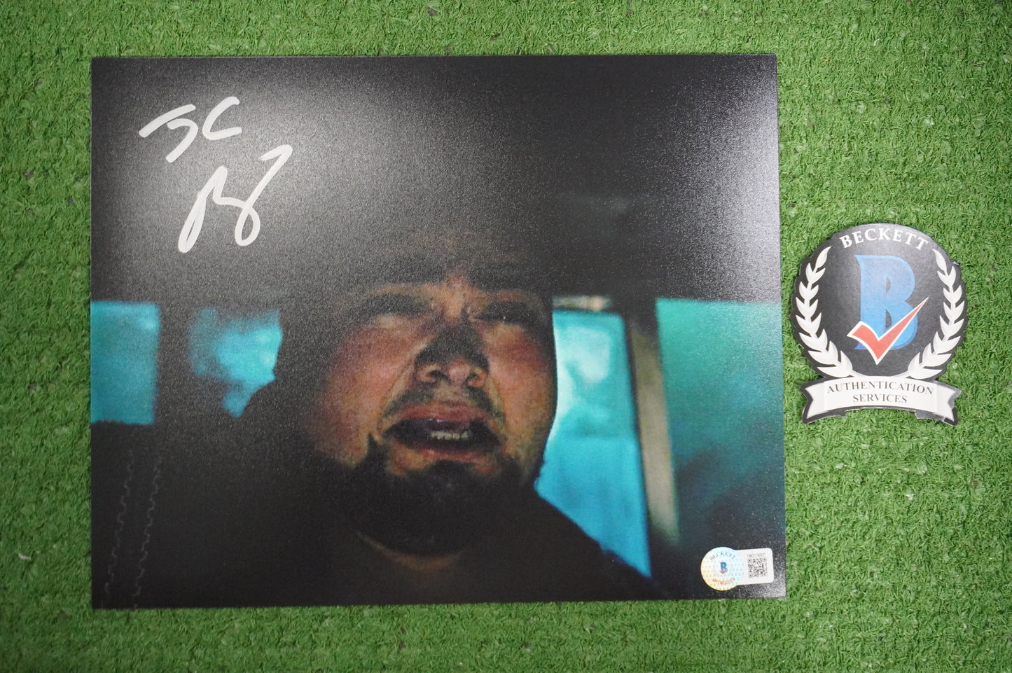 JULIO RUIZ SIGNED 8X10 PHOTO Suicide Squad BAS COA