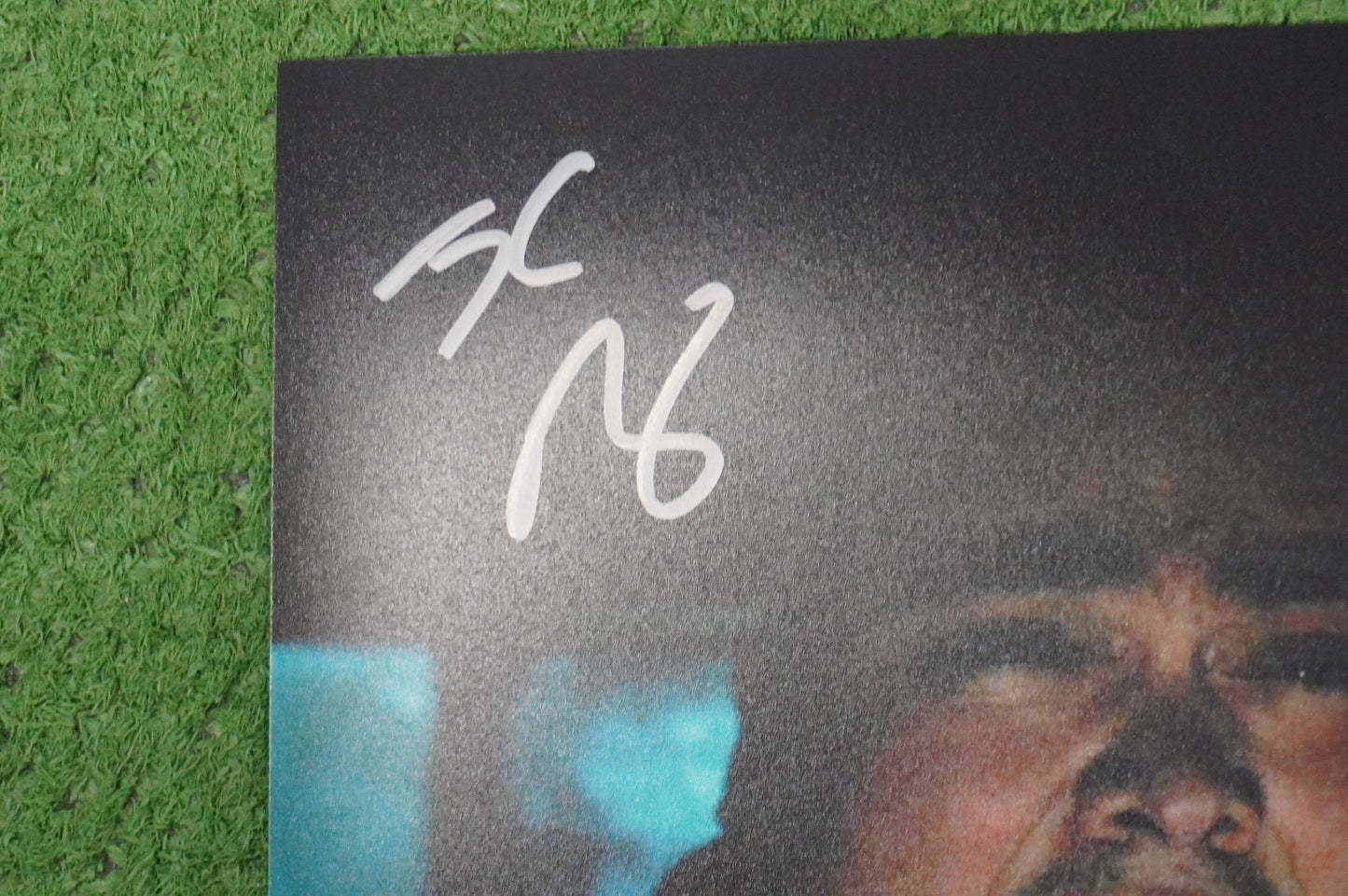 JULIO RUIZ SIGNED 8X10 PHOTO Suicide Squad BAS COA