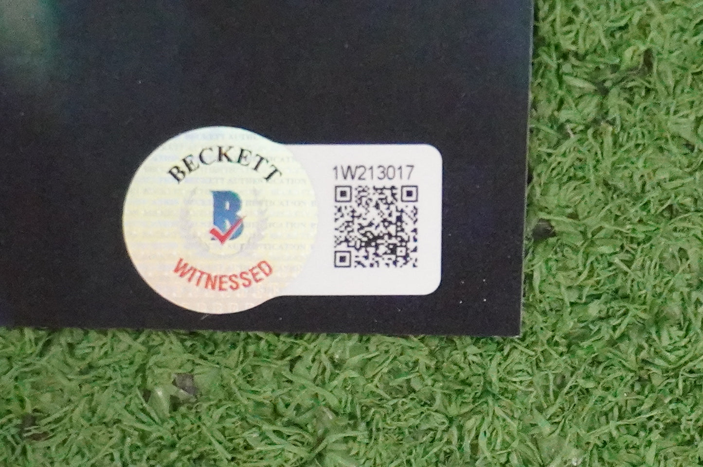 JULIO RUIZ SIGNED 8X10 PHOTO Suicide Squad BAS COA