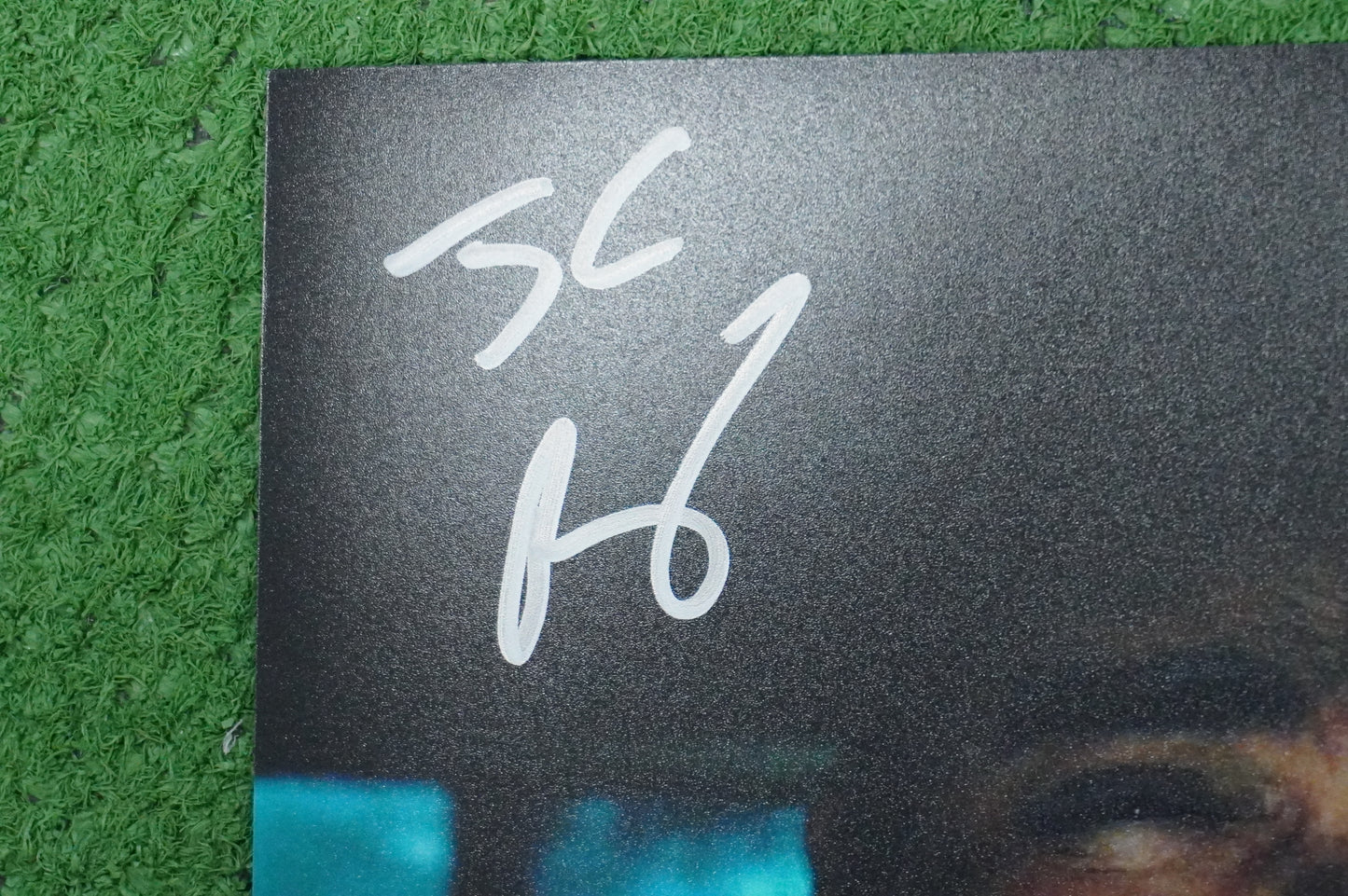 JULIO RUIZ SIGNED 8X10 PHOTO Suicide Squad BAS COA