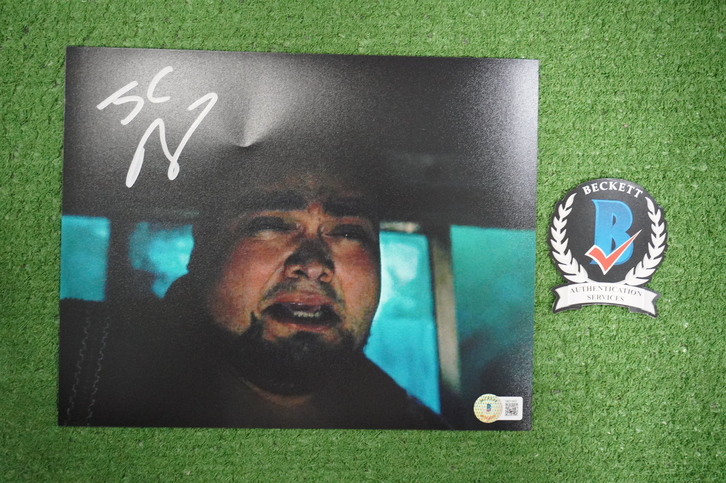 JULIO RUIZ SIGNED 8X10 PHOTO Suicide Squad BAS COA