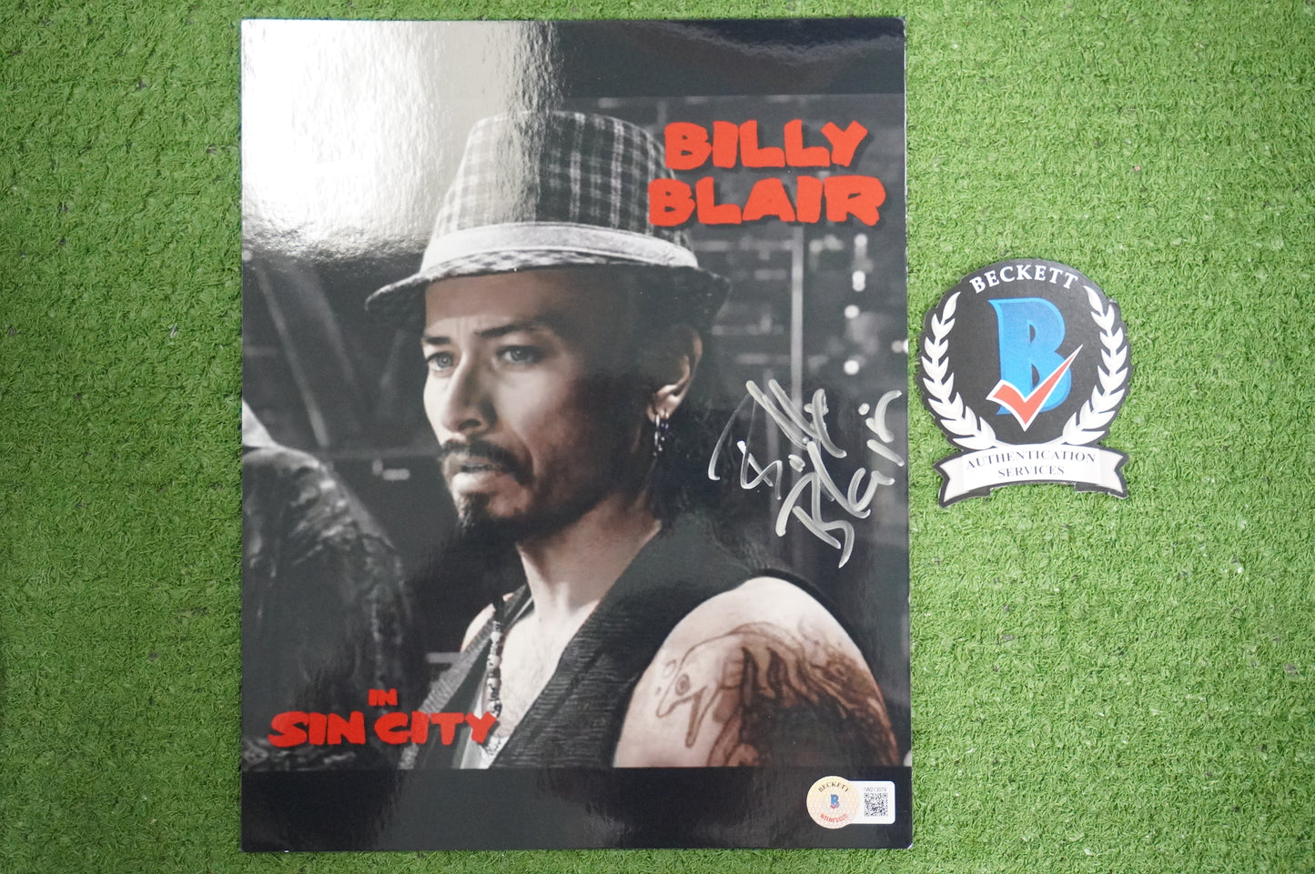 Billy Blair Signed 8x10 Photo Sin City BAS COA