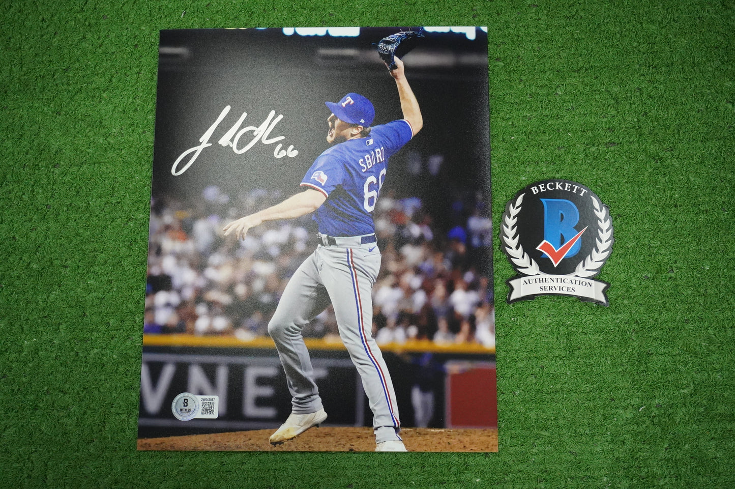 JOSH SBORZ TEXAS RANGERS SIGNED 8x10 PHOTO World Series Glove Slam BAS COA