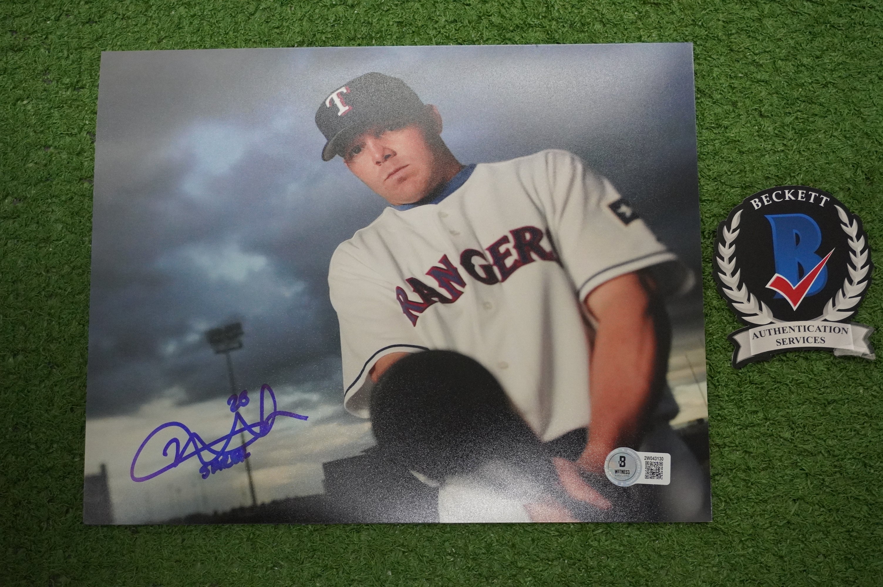KEVIN MENCH TEXAS RANGERS SIGNED 8x10 PHOTO w/SHREK BAS COA – Dallas ...