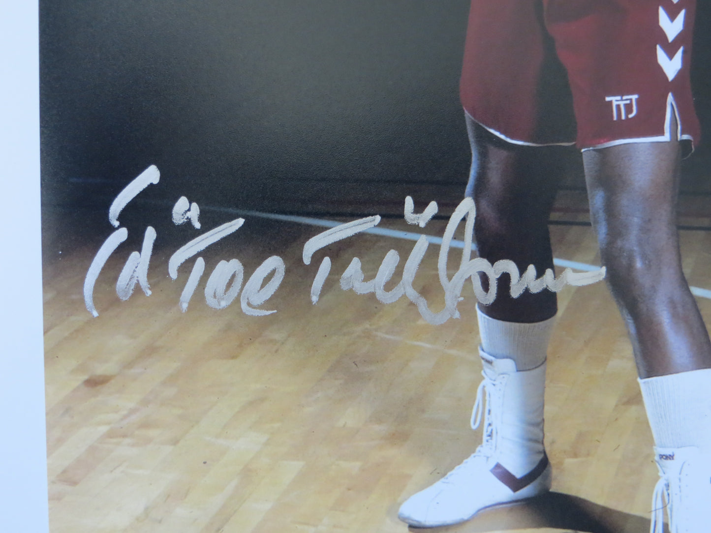 ED TOO TALL JONES SIGNED BOXING 8x10 BAS