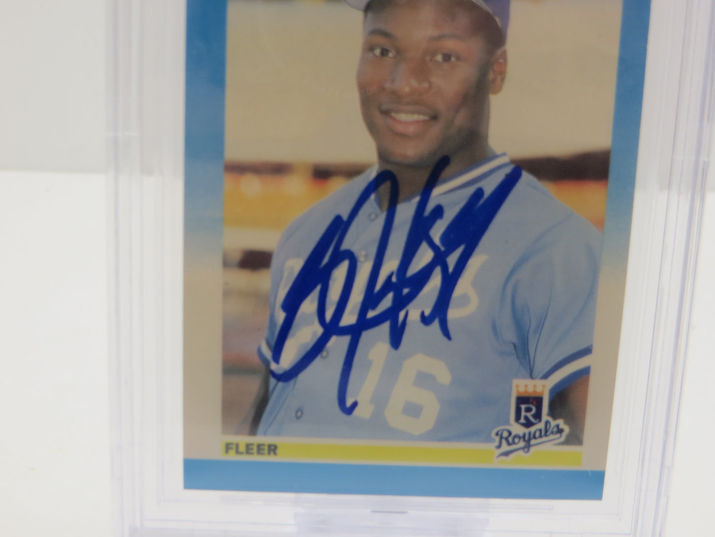 BO JACKSON SIGNED 1987 FLEER #369 KC ROYALS BGS BAS SLAB AUTO 10