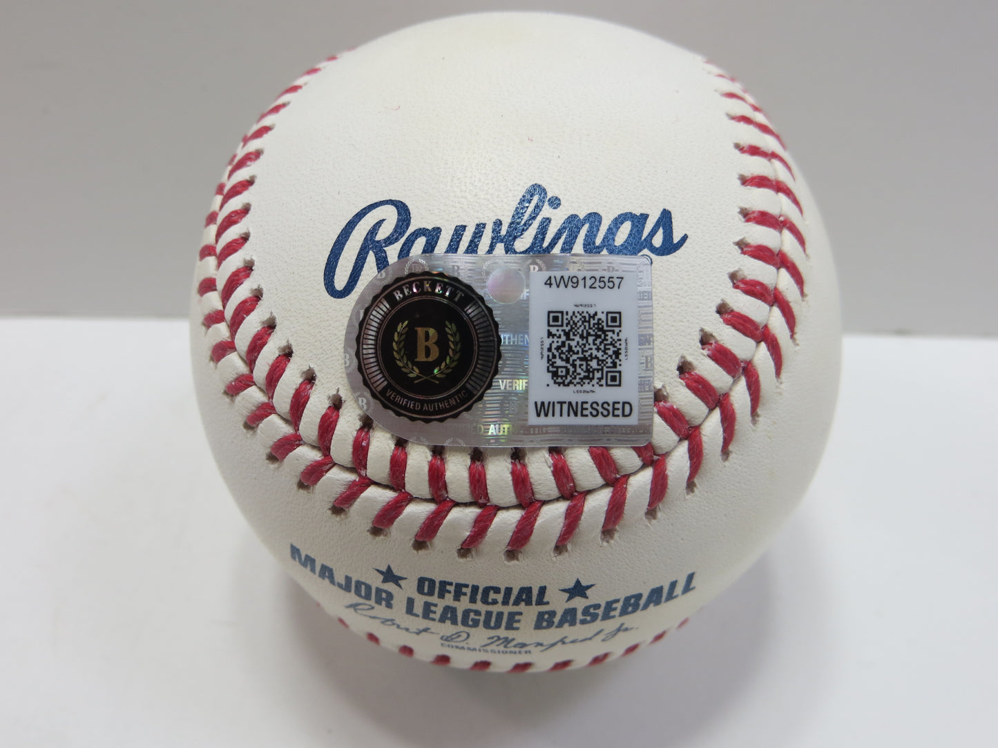 MACK BROWN SIGNED OML BASEBALL w/CFHOF TEXAS LONGHORNS UNC Tar Heels BAS