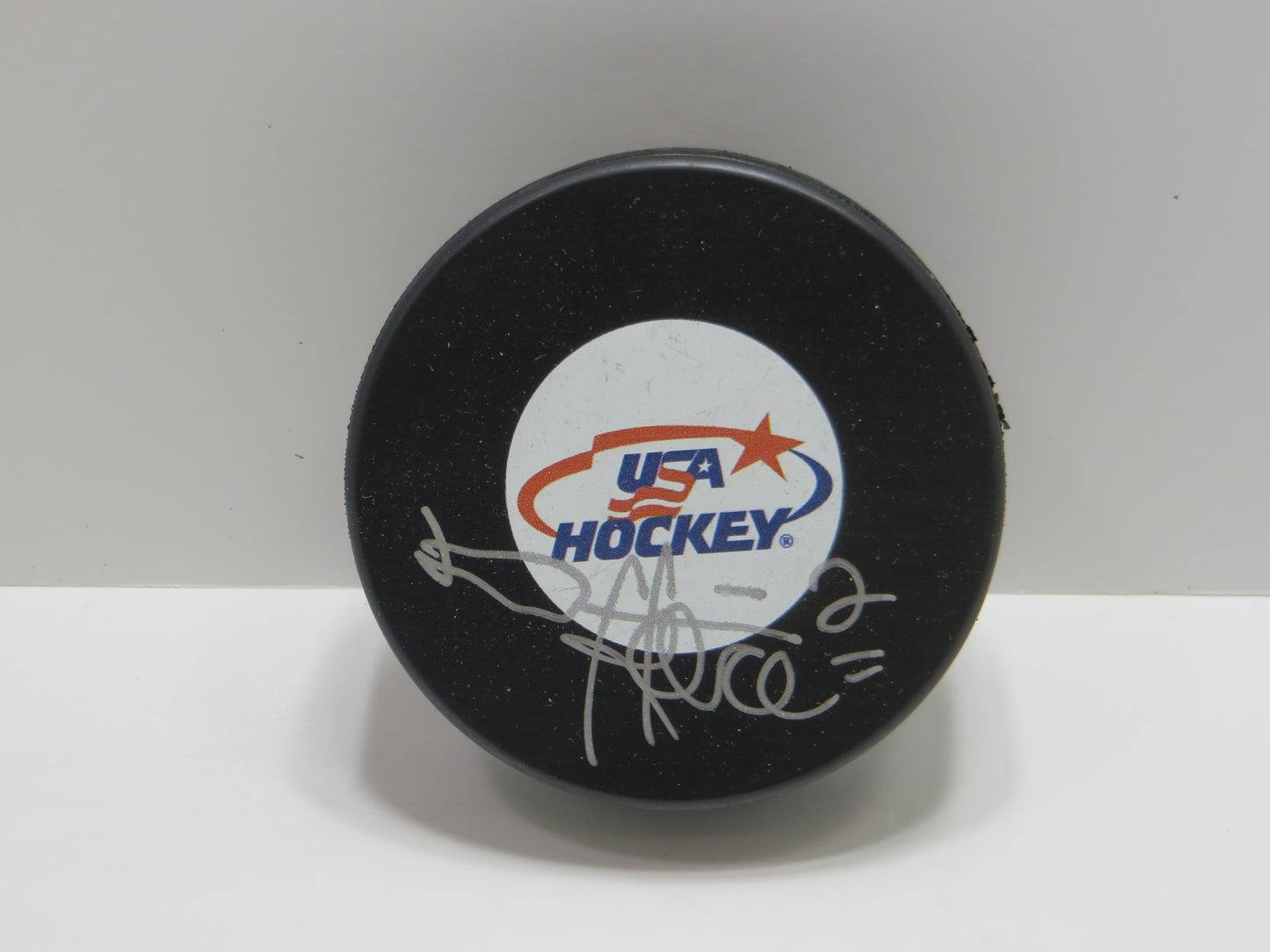 DERIAN HATCHER DALLAS STARS SIGNED Team USA PUCK BAS COA
