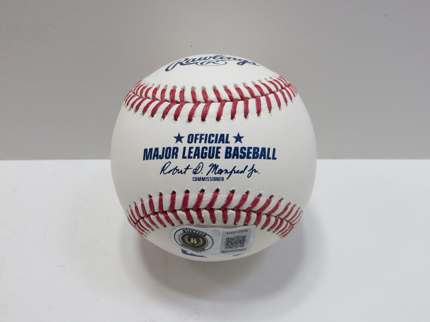 MACK BROWN SIGNED OML BASEBALL w/CFHOF TEXAS LONGHORNS UNC Tar Heels BAS