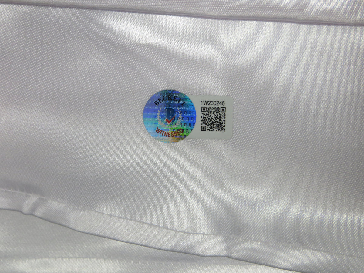 KEVIN VON ERICH SIGNED WHITE RING ROBE BAS COA
