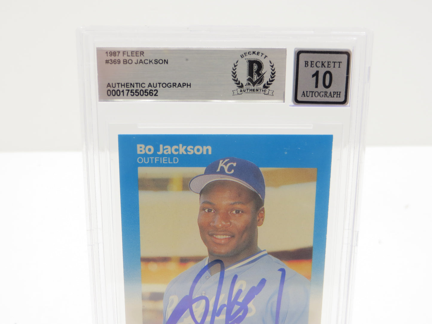 BO JACKSON SIGNED 1987 FLEER #369 KC ROYALS BGS BAS SLAB AUTO 10