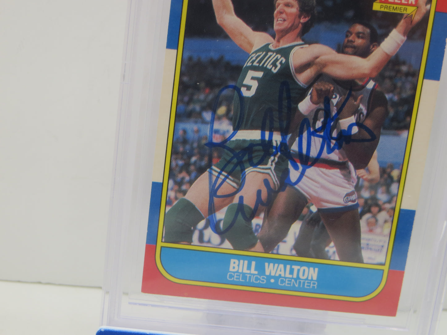 BILL WALTON SIGNED 1986-87 Fleer #119 Boston Celtics BGS BAS SLAB