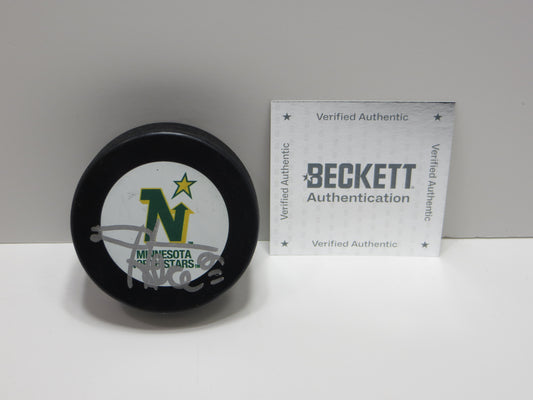 DERIAN HATCHER MINNESOTA NORTH STARS SIGNED PUCK Dallas Stars BAS