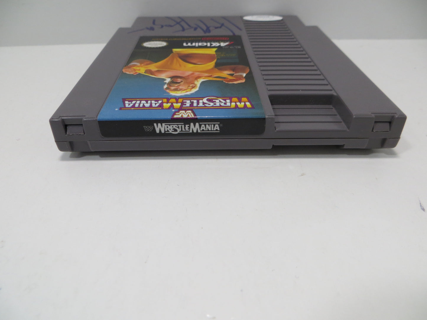 HULK HOGAN SIGNED WWF WrestleMania Nintendo NES CARTRIDGE GAME JSA COA
