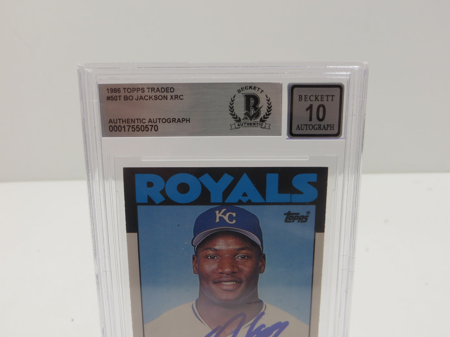 BO JACKSON SIGNED 1986 TOPPS TRADED #50T KC ROYALS BGS BAS SLAB AUTO 10