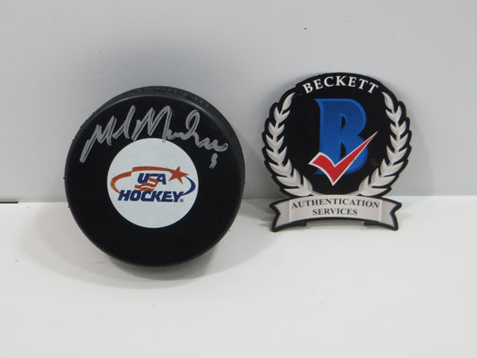MIKE MODANO TEAM USA SIGNED HOCKEY PUCK Dallas Stars Red Wings North Stars BAS