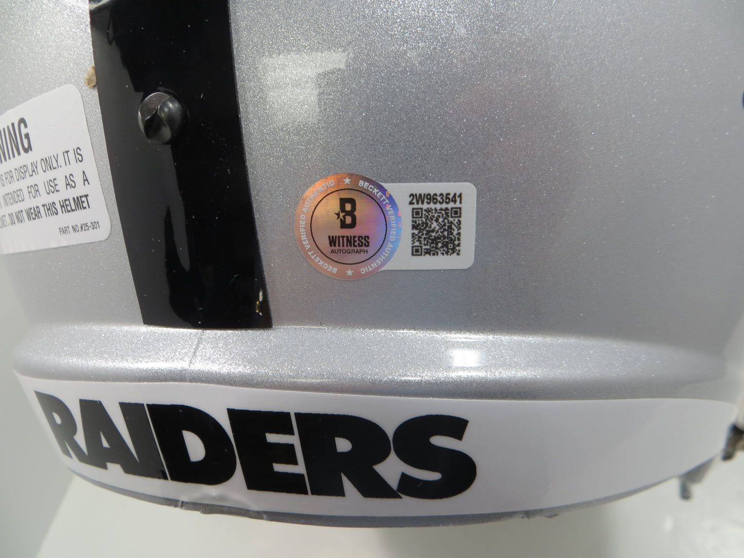 FRED BILETNIKOFF OAKLAND RAIDERS SIGNED RIDDELL FULL SIZE HELMET w/8 INSC BAS