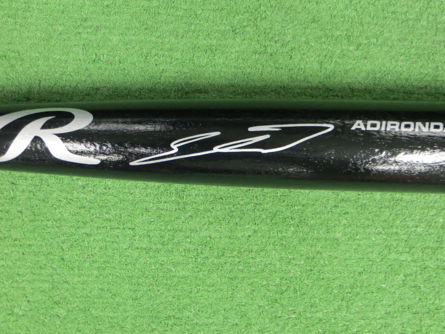 SEBASTIAN WALCOTT TEXAS RANGERS SIGNED BLACK RAWLINGS BASEBALL BAT BAS