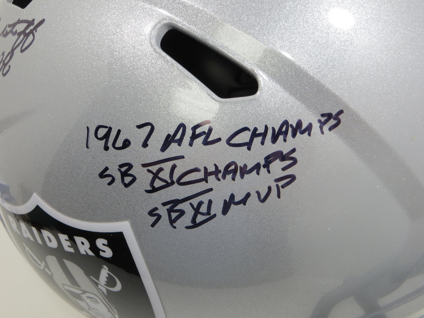 FRED BILETNIKOFF OAKLAND RAIDERS SIGNED RIDDELL FULL SIZE HELMET w/8 INSC BAS