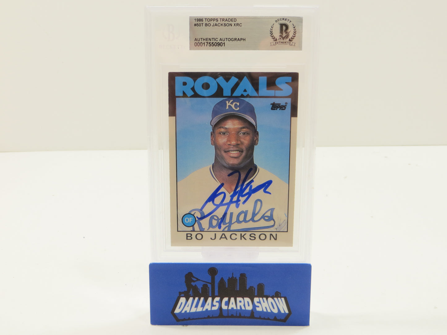 BO JACKSON SIGNED 1986 TOPPS TRADED #50T KC ROYALS BGS BAS SLAB