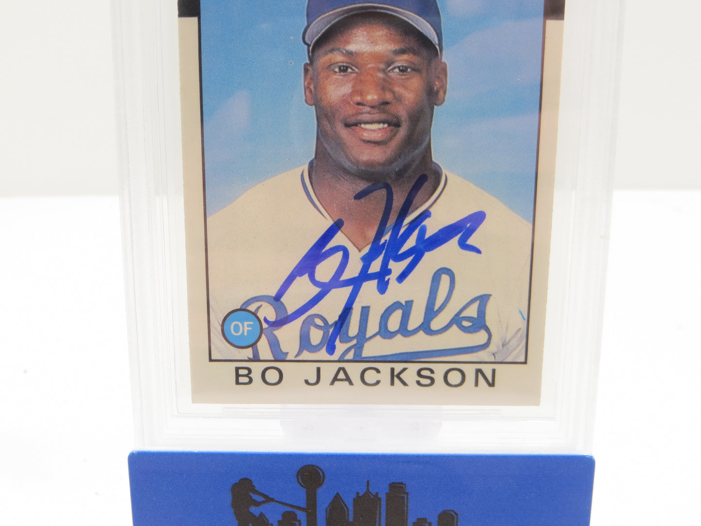 BO JACKSON SIGNED 1986 TOPPS TRADED #50T KC ROYALS BGS BAS SLAB