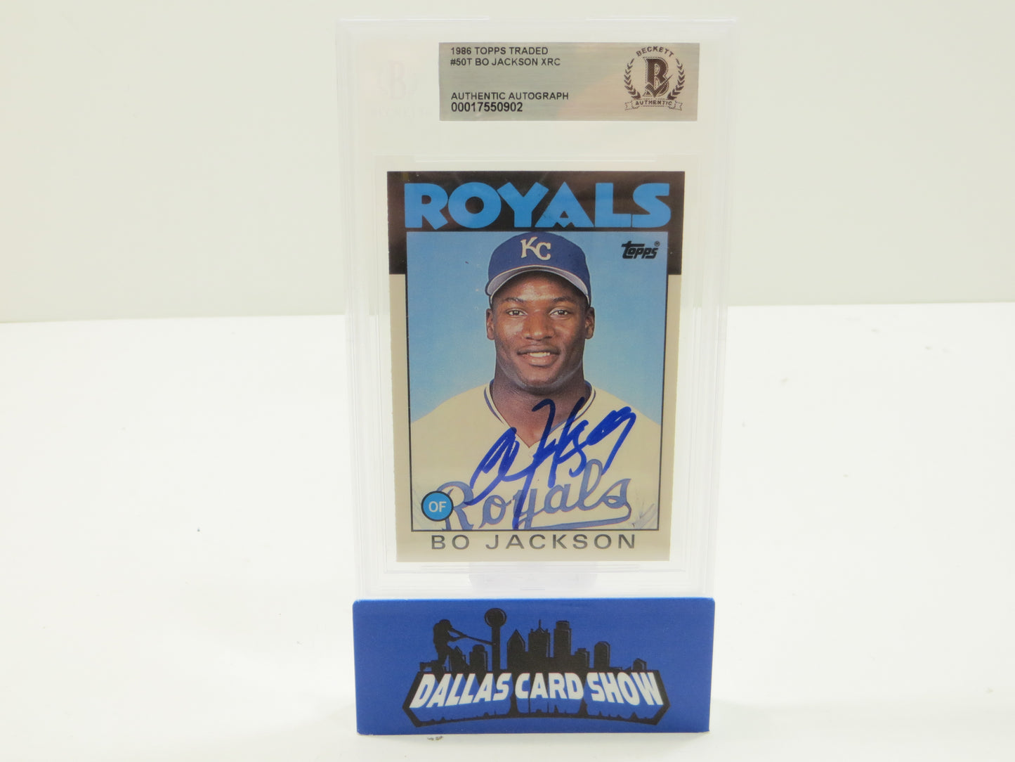 BO JACKSON SIGNED 1986 TOPPS TRADED #50T KC ROYALS BGS BAS SLAB