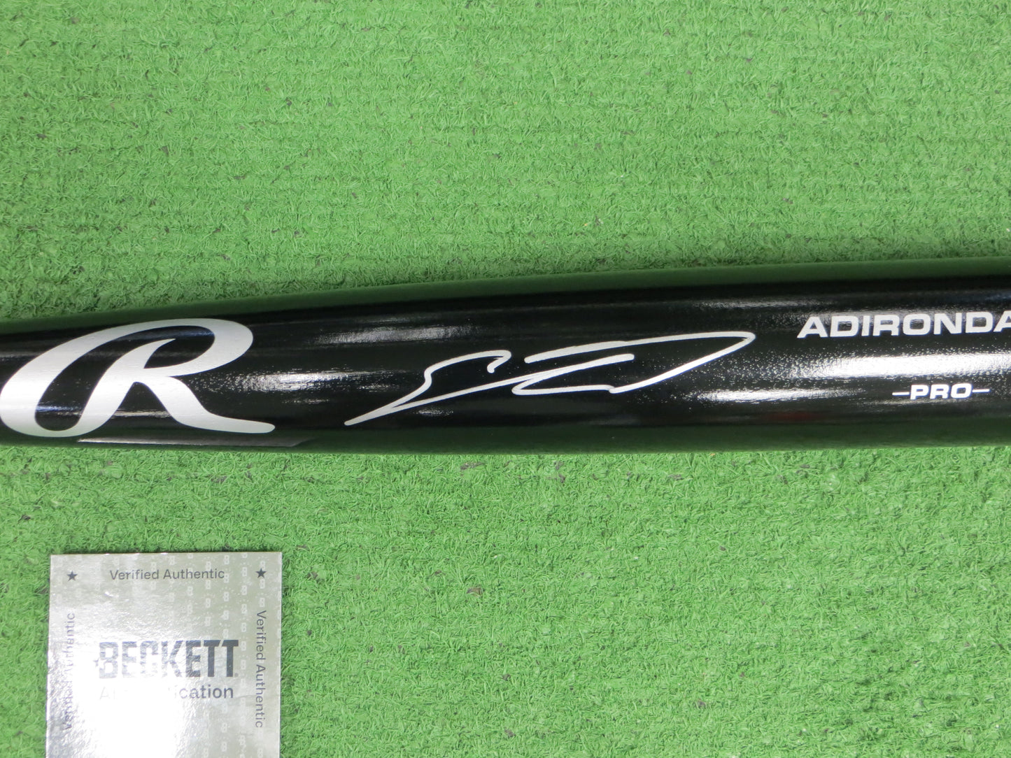 SEBASTIAN WALCOTT TEXAS RANGERS SIGNED BLACK RAWLINGS BASEBALL BAT BAS