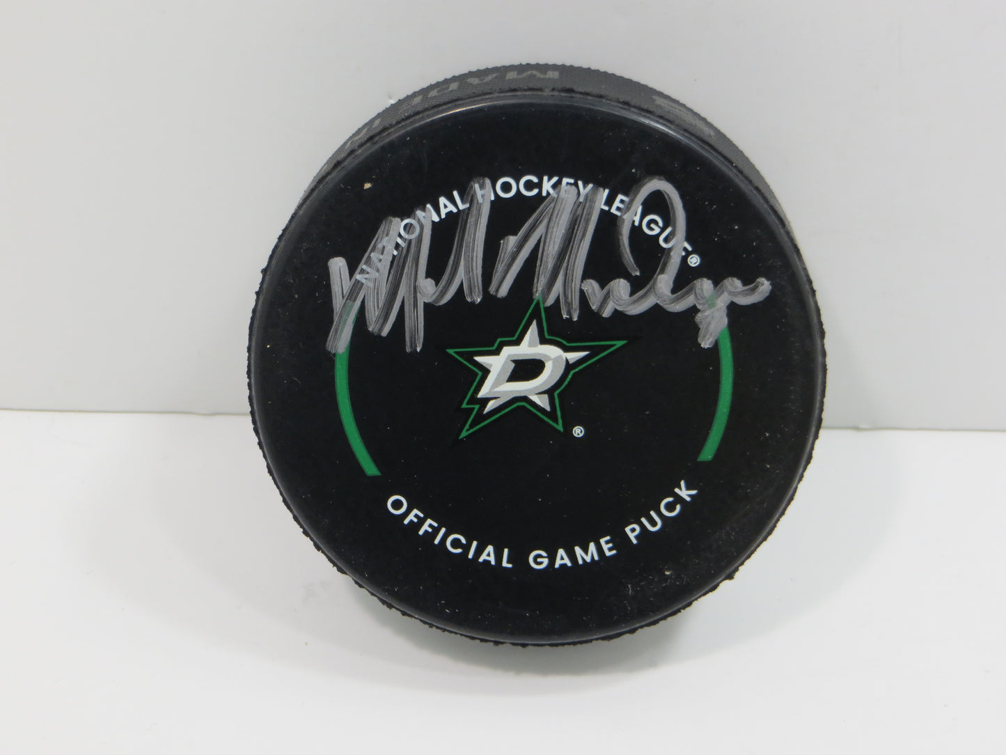 MIKE MODANO DALLAS STARS SIGNED AUTHENTIC OFFICIAL HOCKEY PUCK BAS COA