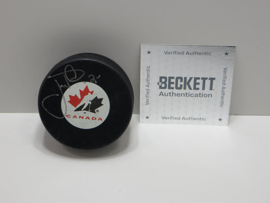 JOE NIEUWENDYK DALLAS STARS SIGNED Team Canada PUCK BAS COA