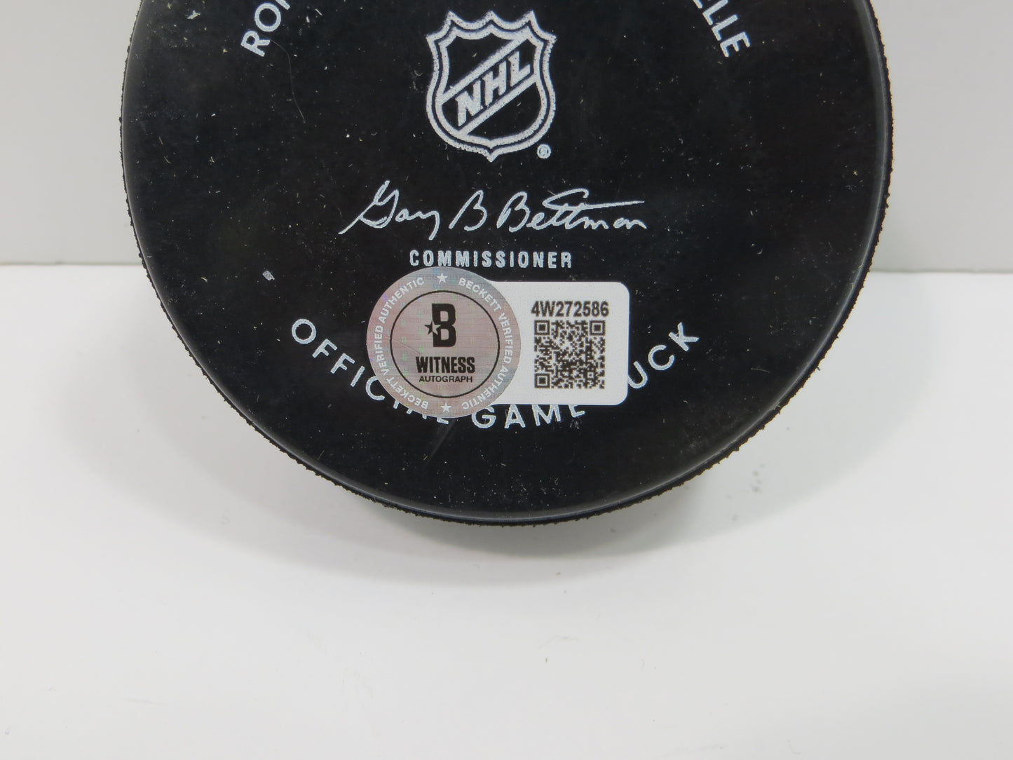 MIKE MODANO DALLAS STARS SIGNED AUTHENTIC OFFICIAL HOCKEY PUCK BAS COA