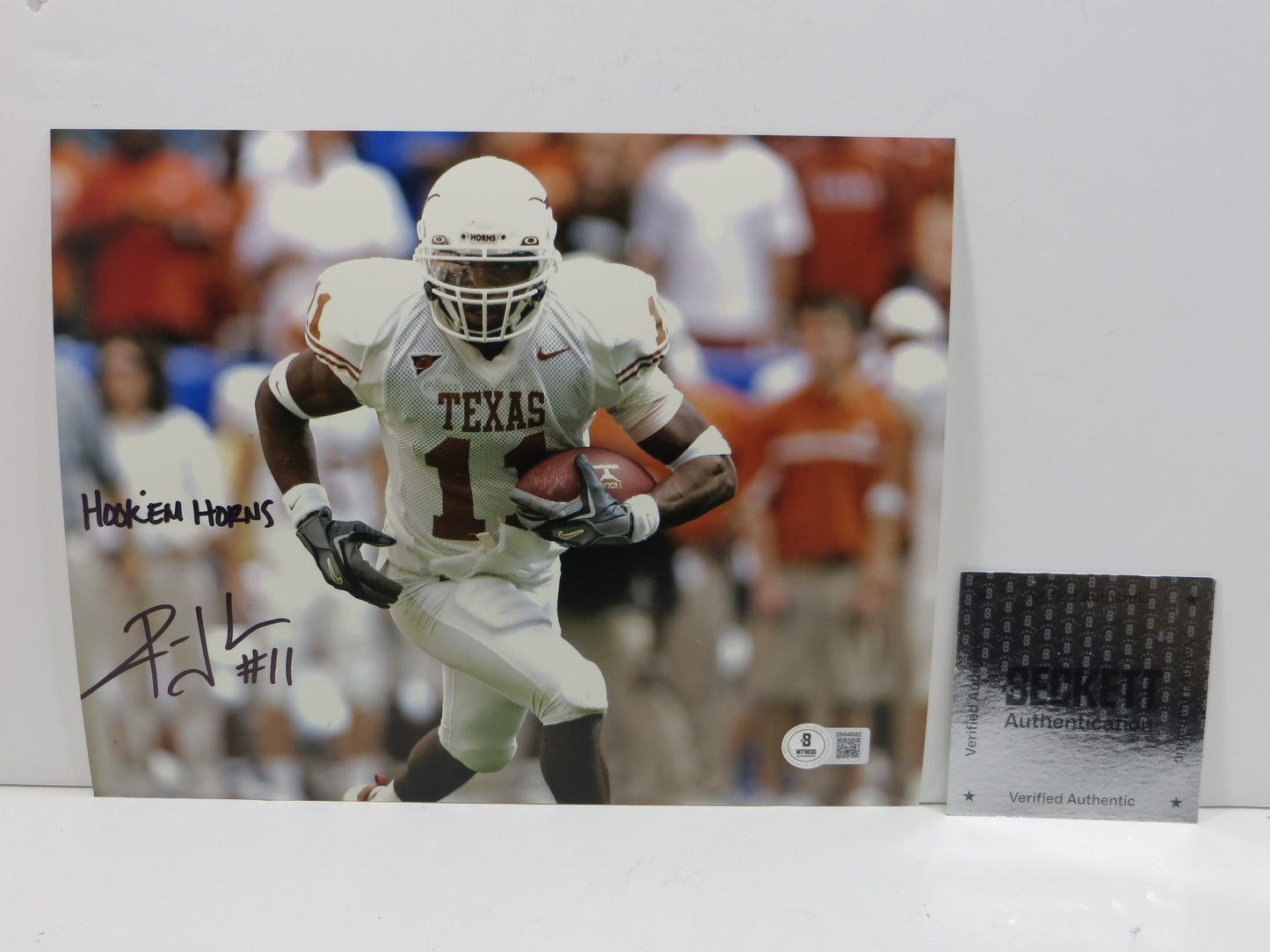 RAMONCE TAYLOR TEXAS LONGHORNS SIGNED 8x10 PHOTO w/Hook'Em Horns BAS