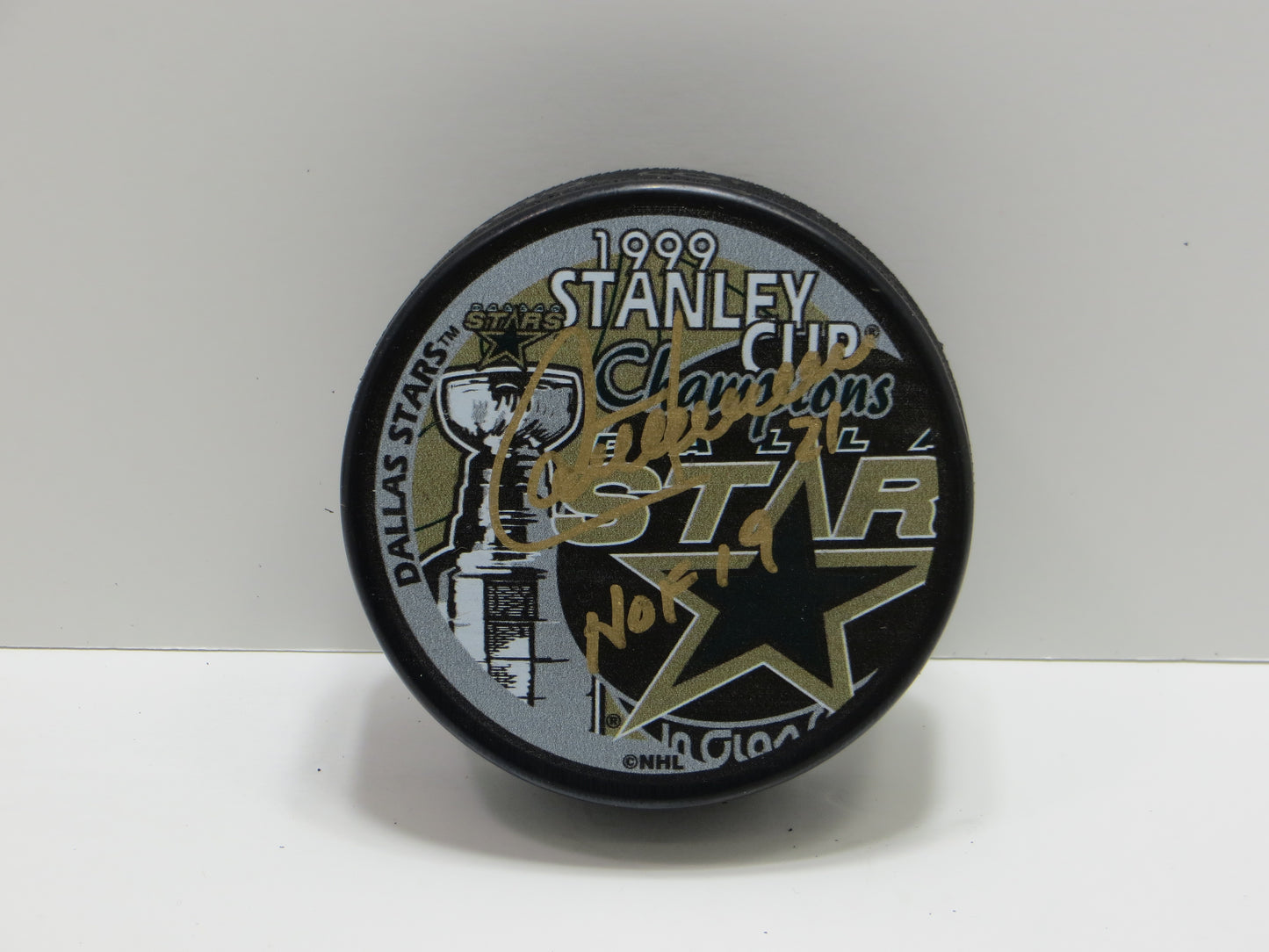 GUY CARBONNEAU DALLAS STARS SIGNED 1999 Stanley Cup Puck w/HOF 19 BAS