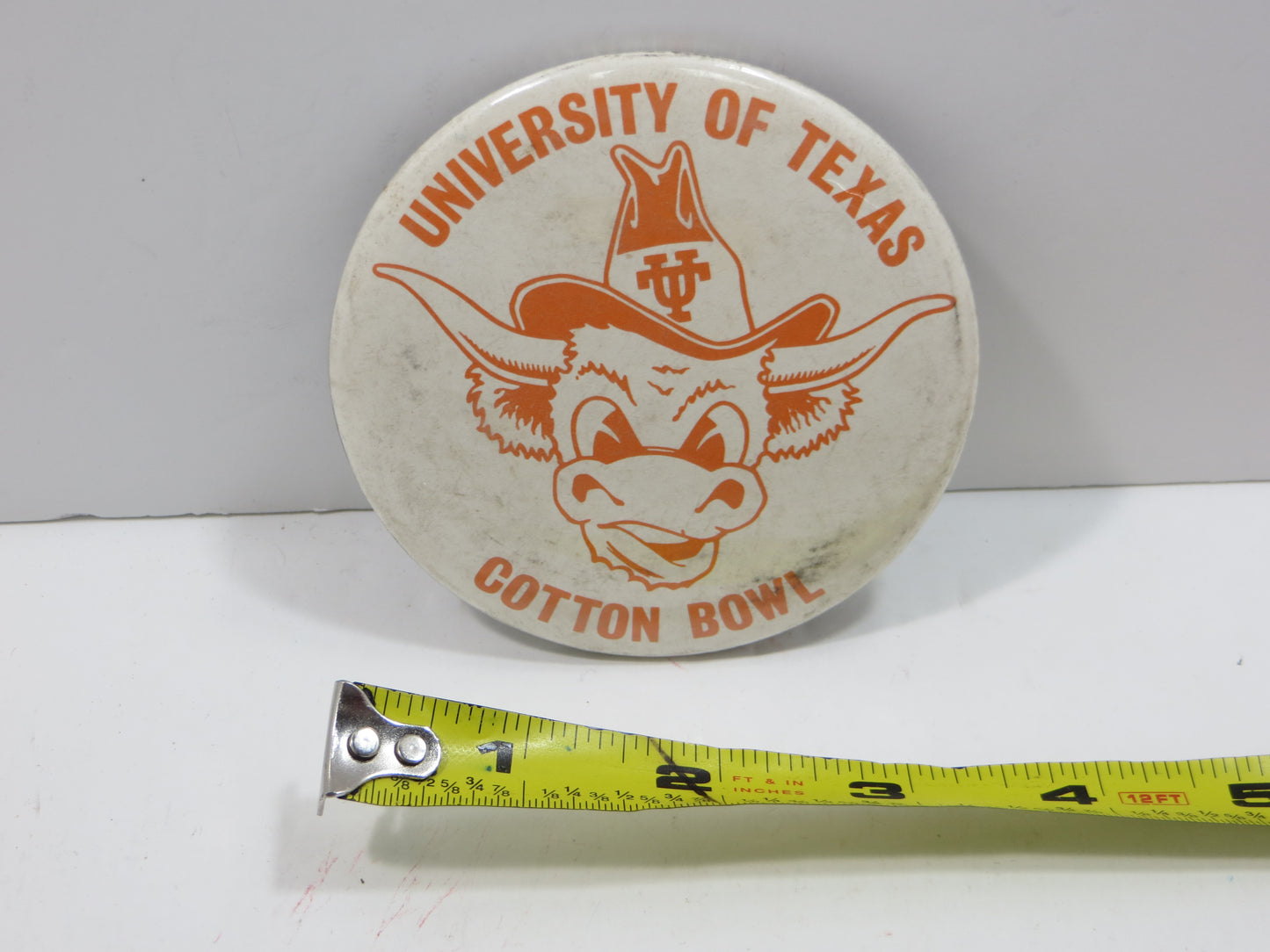 UNIVERSITY OF TEXAS LONGHORNS Vintage Button Pin NCAA COTTON BOWL CLASSIC