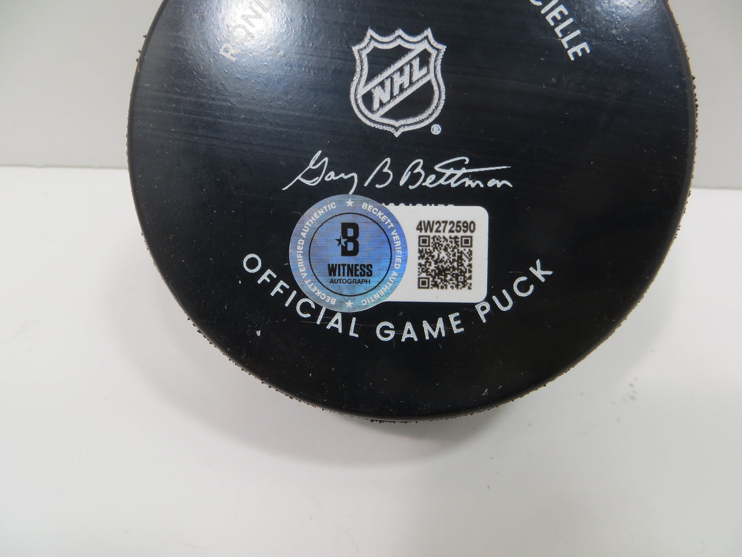 MIKE MODANO DALLAS STARS SIGNED AUTHENTIC OFFICIAL HOCKEY PUCK BAS COA
