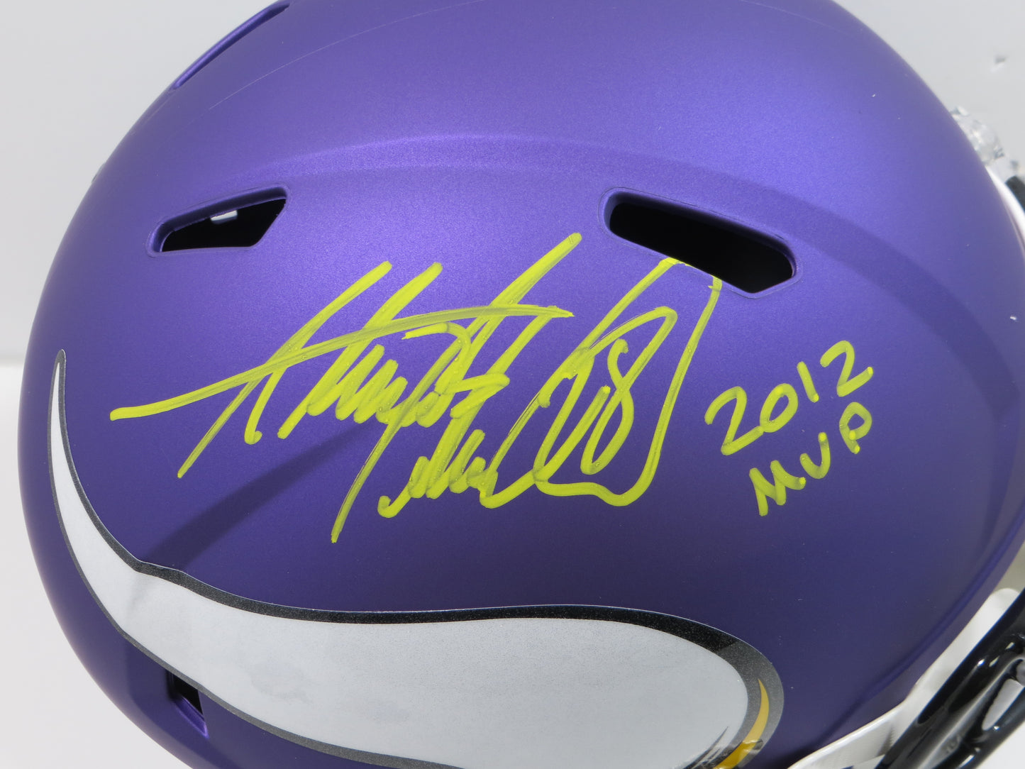 ADRIAN PETERSON SIGNED MINNESOTA VIKINGS SPEED FULL SIZE HELMET w/12MVP BAS