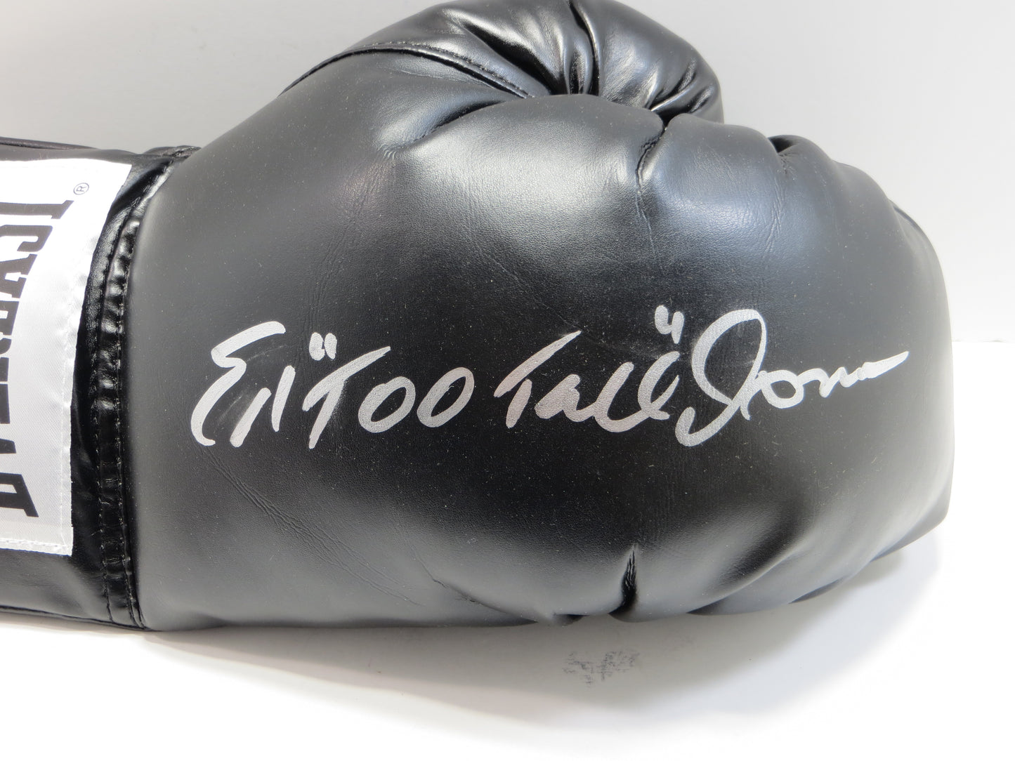 ED TOO TALL JONES SIGNED RIGHT BLACK BOXING GLOVE Dallas Cowboys BAS COA