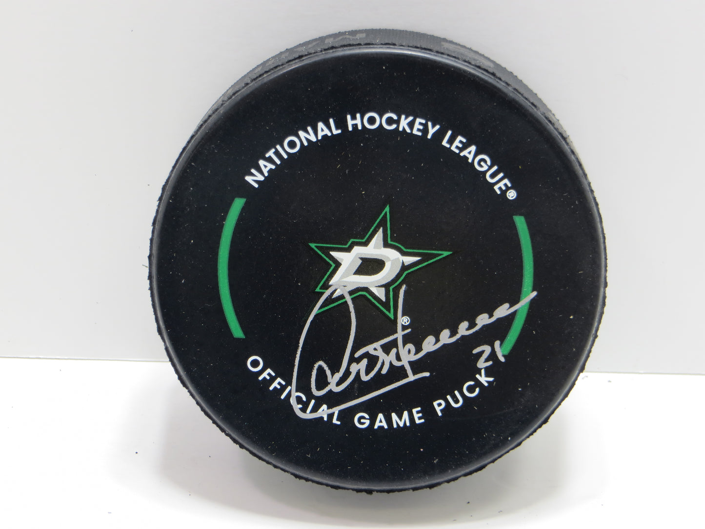 GUY CARBONNEAU DALLAS STARS SIGNED Official NHL Game PUCK BAS COA