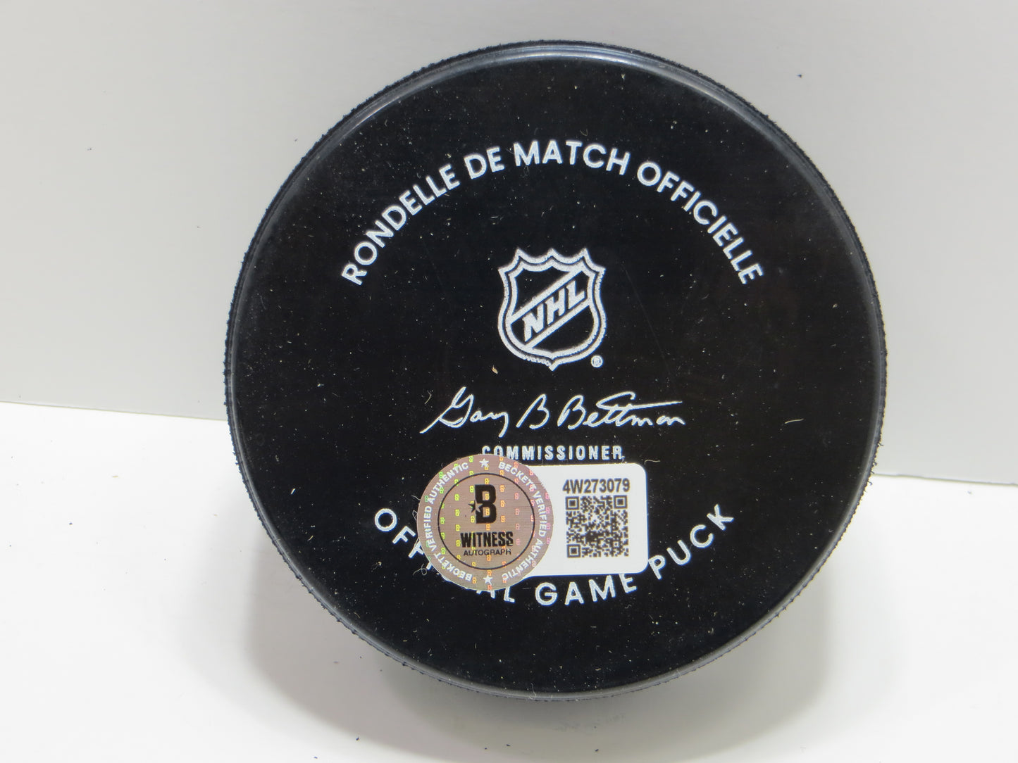 GUY CARBONNEAU DALLAS STARS SIGNED Official NHL Game PUCK BAS COA