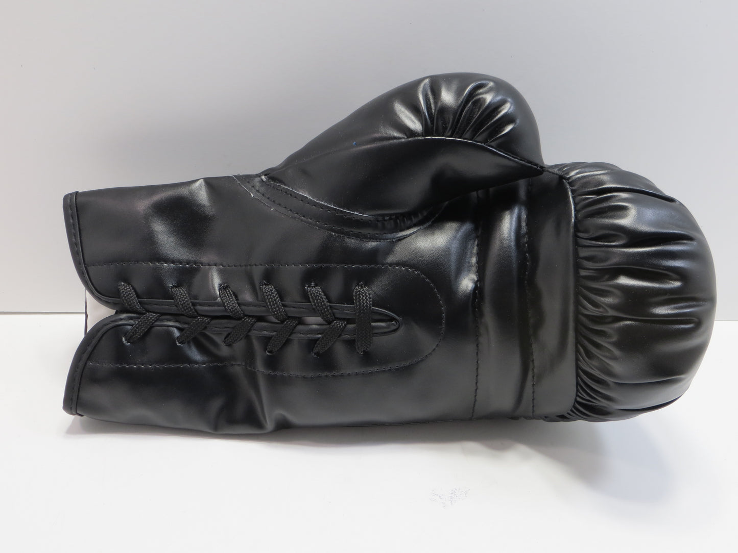 ED TOO TALL JONES SIGNED LEFT BLACK BOXING GLOVE Dallas Cowboys BAS COA