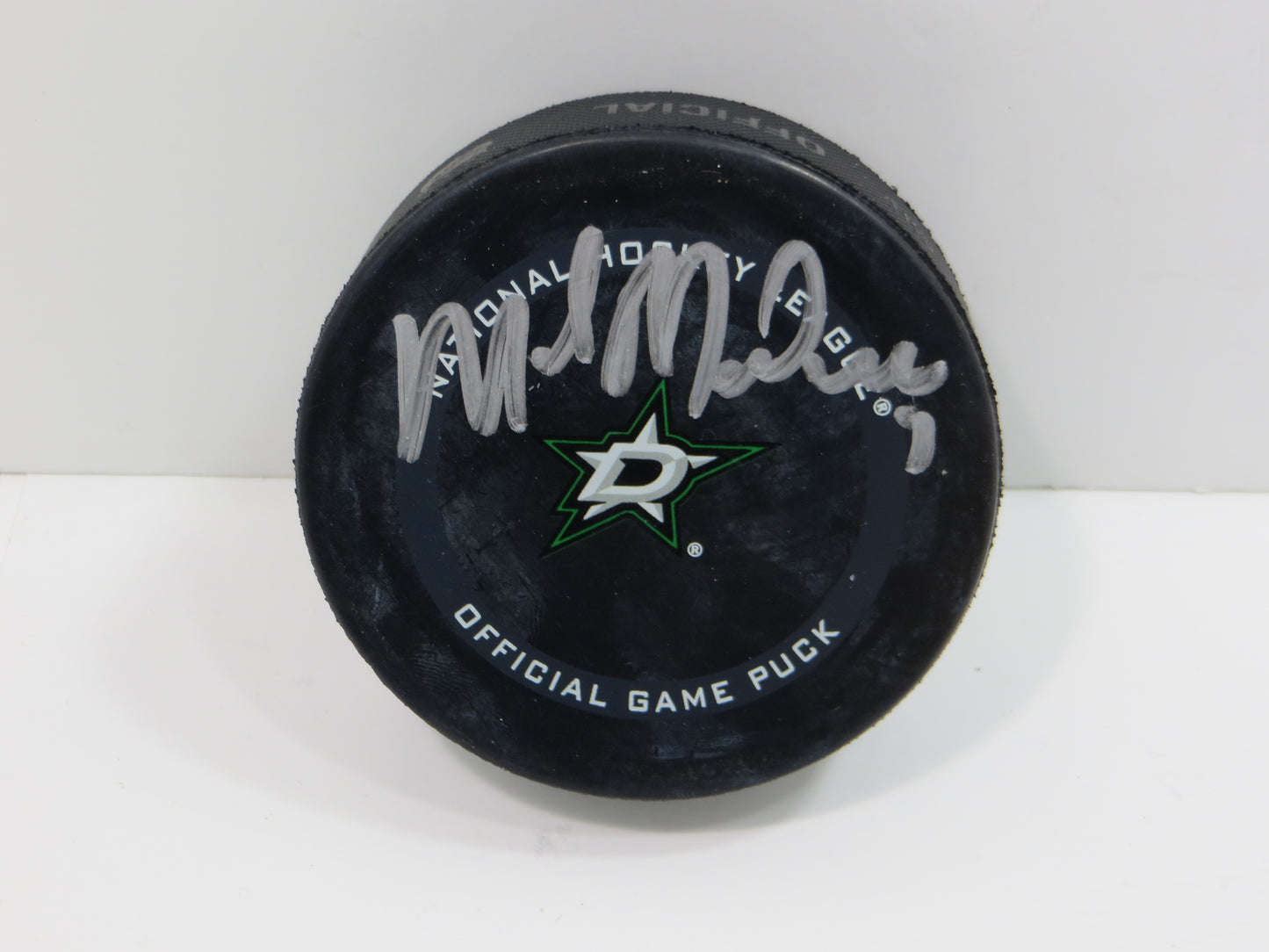 MIKE MODANO DALLAS STARS SIGNED AUTHENTIC OFFICIAL HOCKEY PUCK BAS