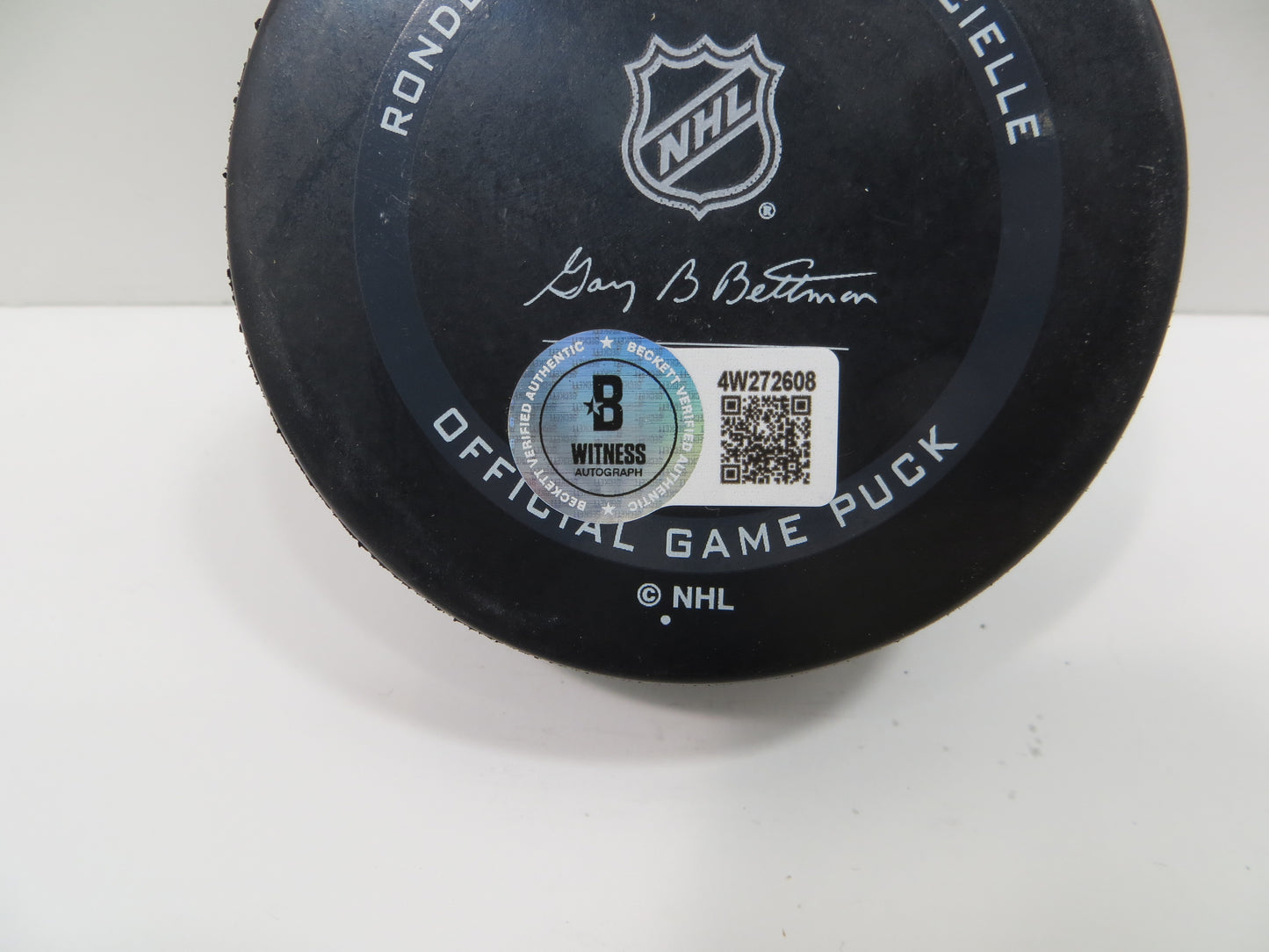 MIKE MODANO DALLAS STARS SIGNED AUTHENTIC OFFICIAL HOCKEY PUCK BAS
