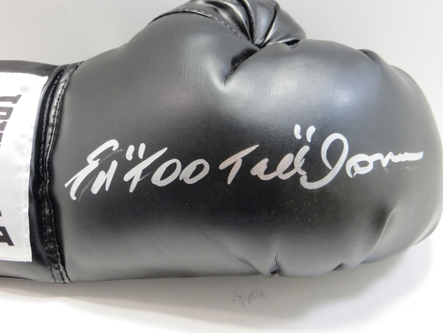 ED TOO TALL JONES SIGNED RIGHT BLACK BOXING GLOVE Dallas Cowboys BAS COA